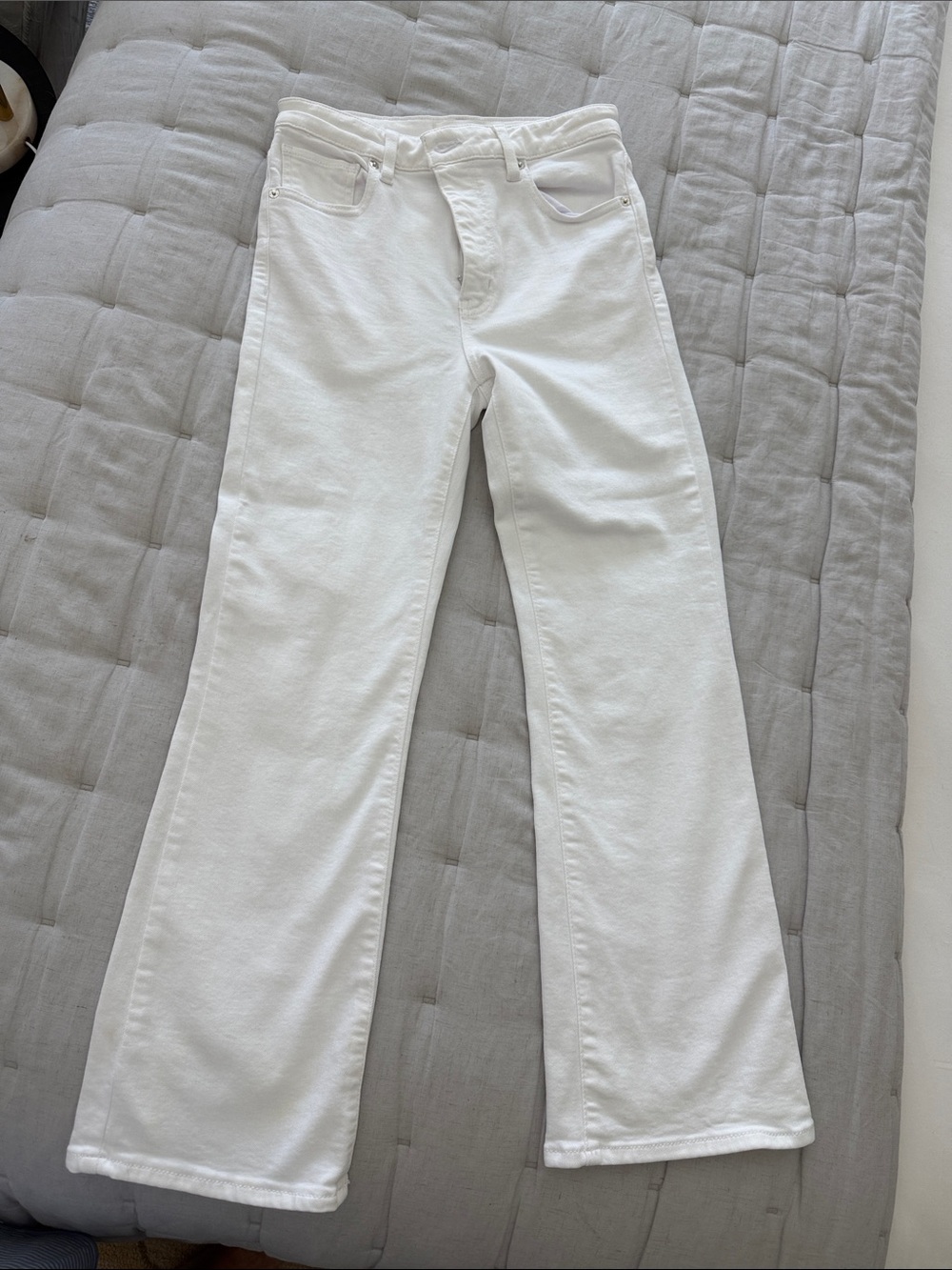 Frame The Reboot Crop White Jeans